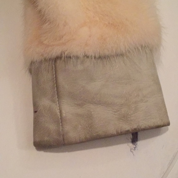 Vintage Authentic Fur Jacket - Picture 4 of 8